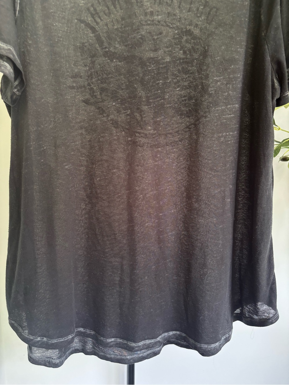 • [Yellowstone] Dutton Ranch Tee • - Picture 7 of 7